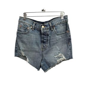 Modern American East Side High Short